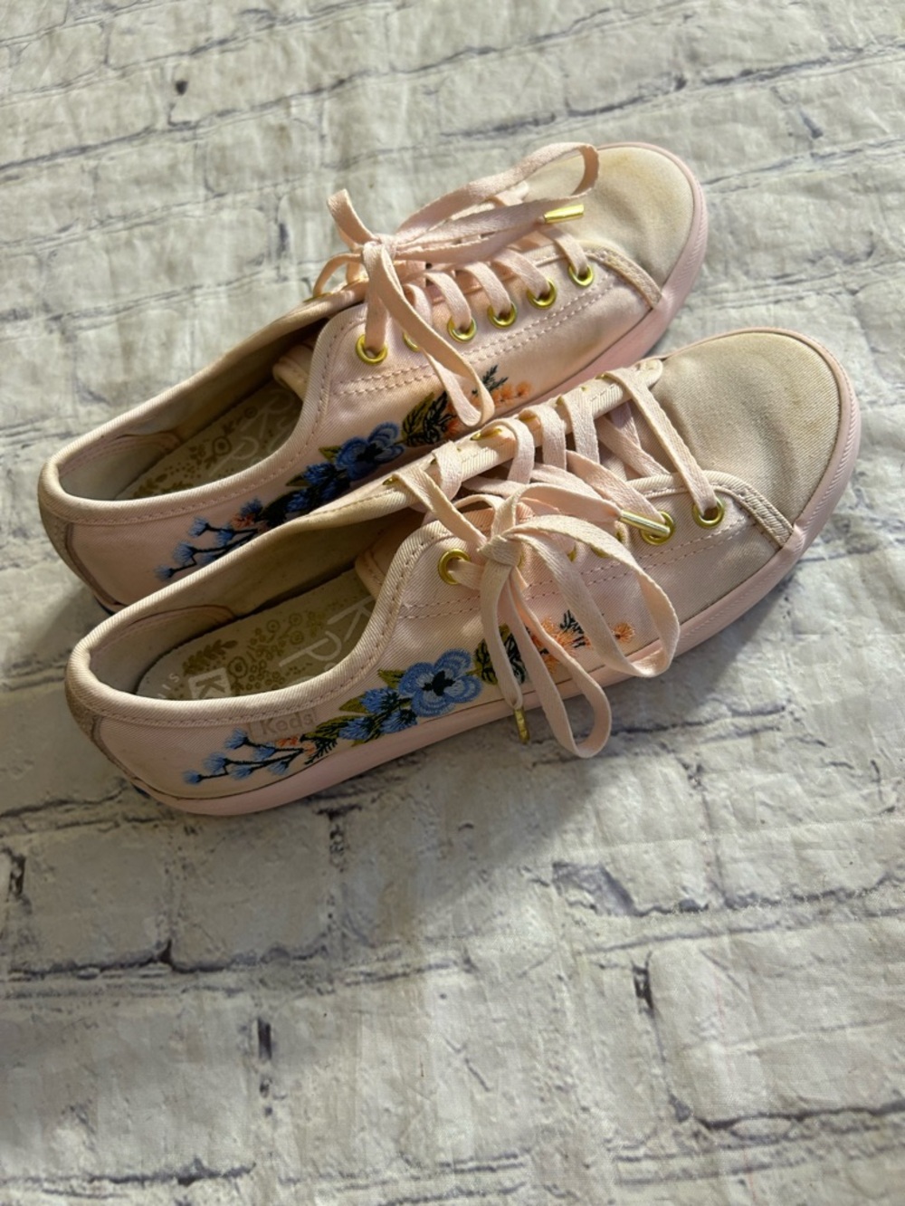 KEDS X RIFLE COMPANY KICKSTART EMBROIDERED PINK FLORAL SNEAKERS SIZE 5.5